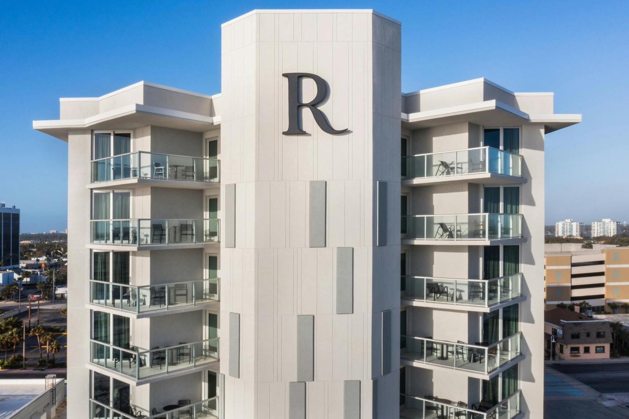 Renaissance Daytona Beach Oceanfront Hotel Exterior photo